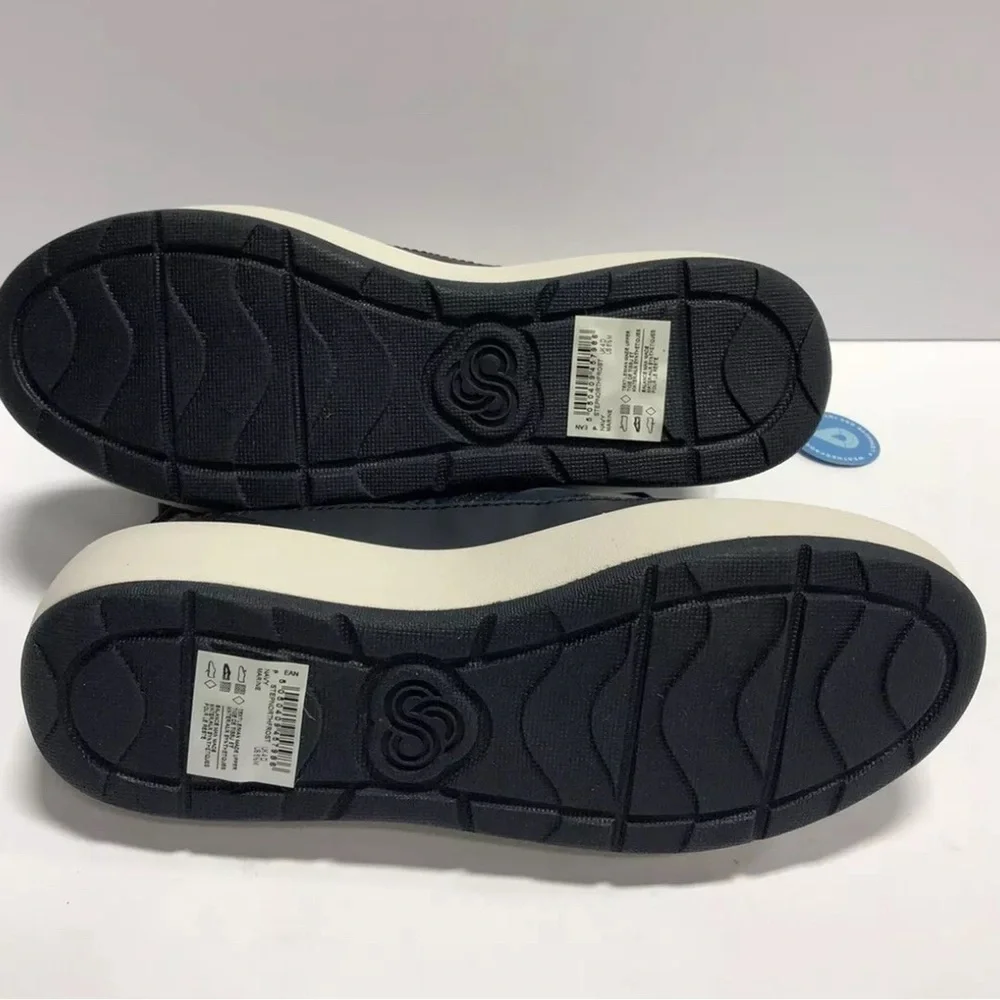Clarks Women’s Step North Frost Snow Boot Blue Size 6.5 M